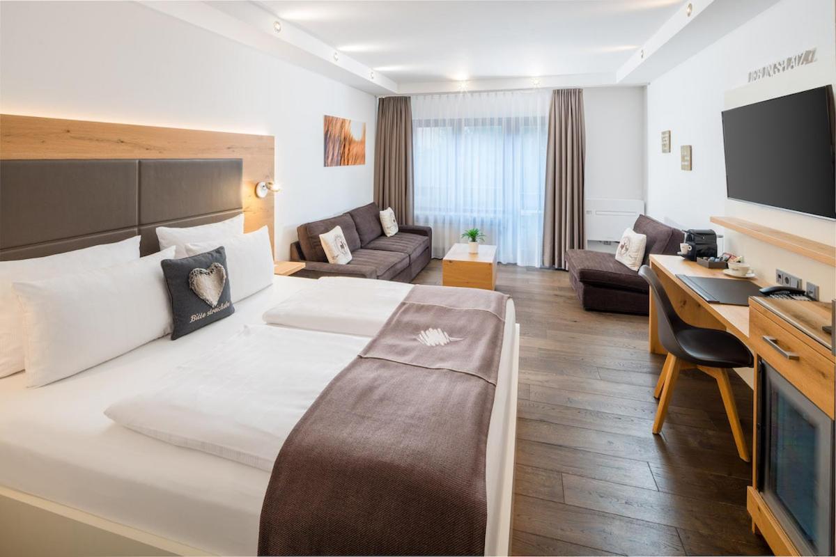 Neo Hotel Linde Esslingen Έσλινγκεν Εξωτερικό φωτογραφία