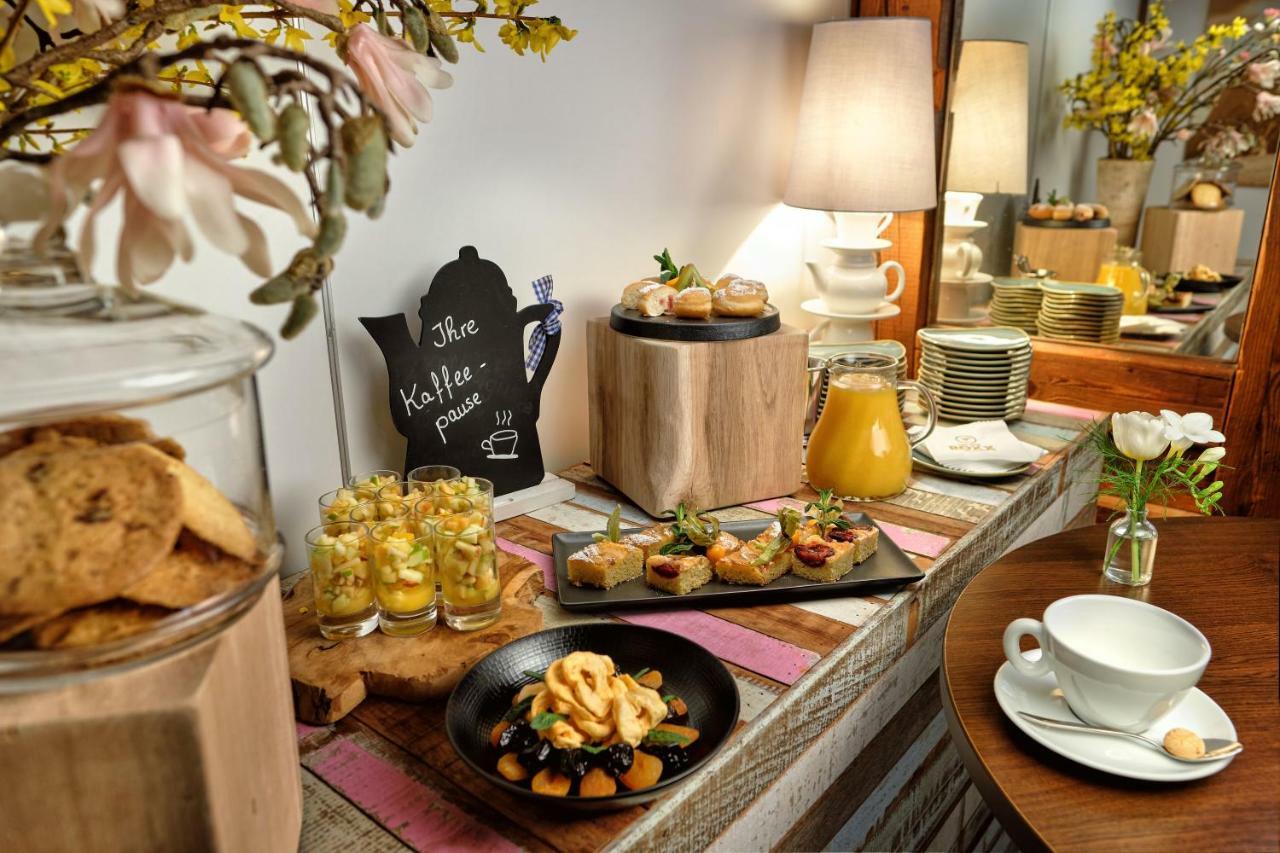 Neo Hotel Linde Esslingen Έσλινγκεν Εξωτερικό φωτογραφία